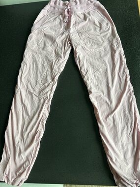Lululemon Mid-Rise Dance Studio Pants - Pink  (Size 4)